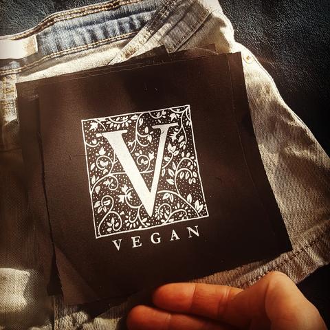 "V - Vegan" patch